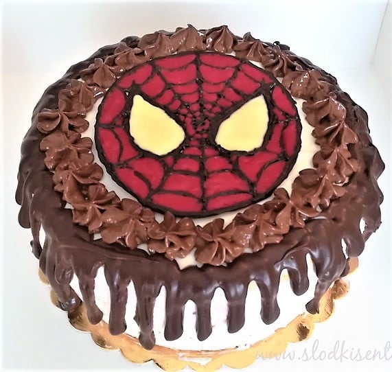 tort drip cake z maską Spidermana