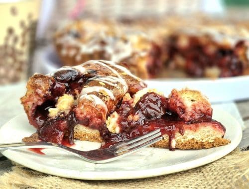 Tarta drożdżowa ze śliwkami
